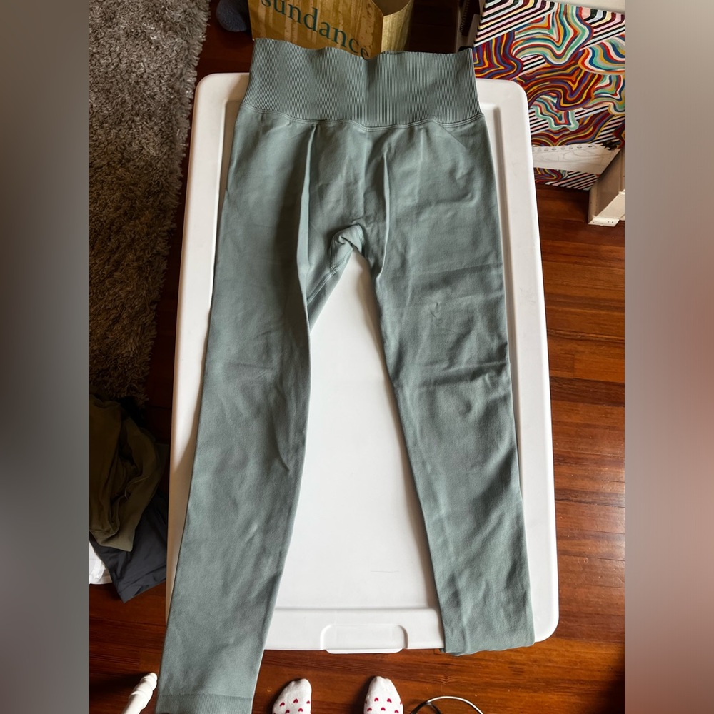 Butt scrunch full length leggings